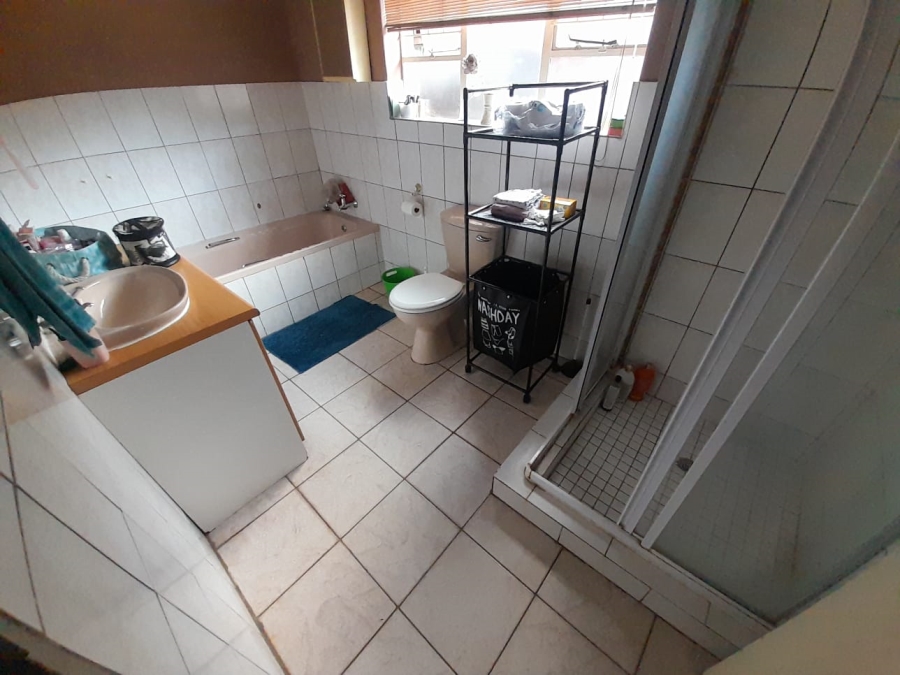 3 Bedroom Property for Sale in Geelhoutpark North West